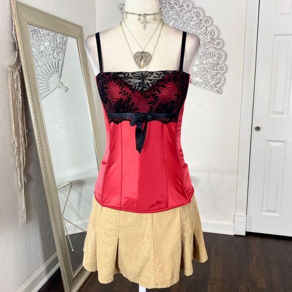 Ambrielle Tops - Ambrielle Early 2000's Romantic Goth Red Satin Black Velvet Lace Corset Top S